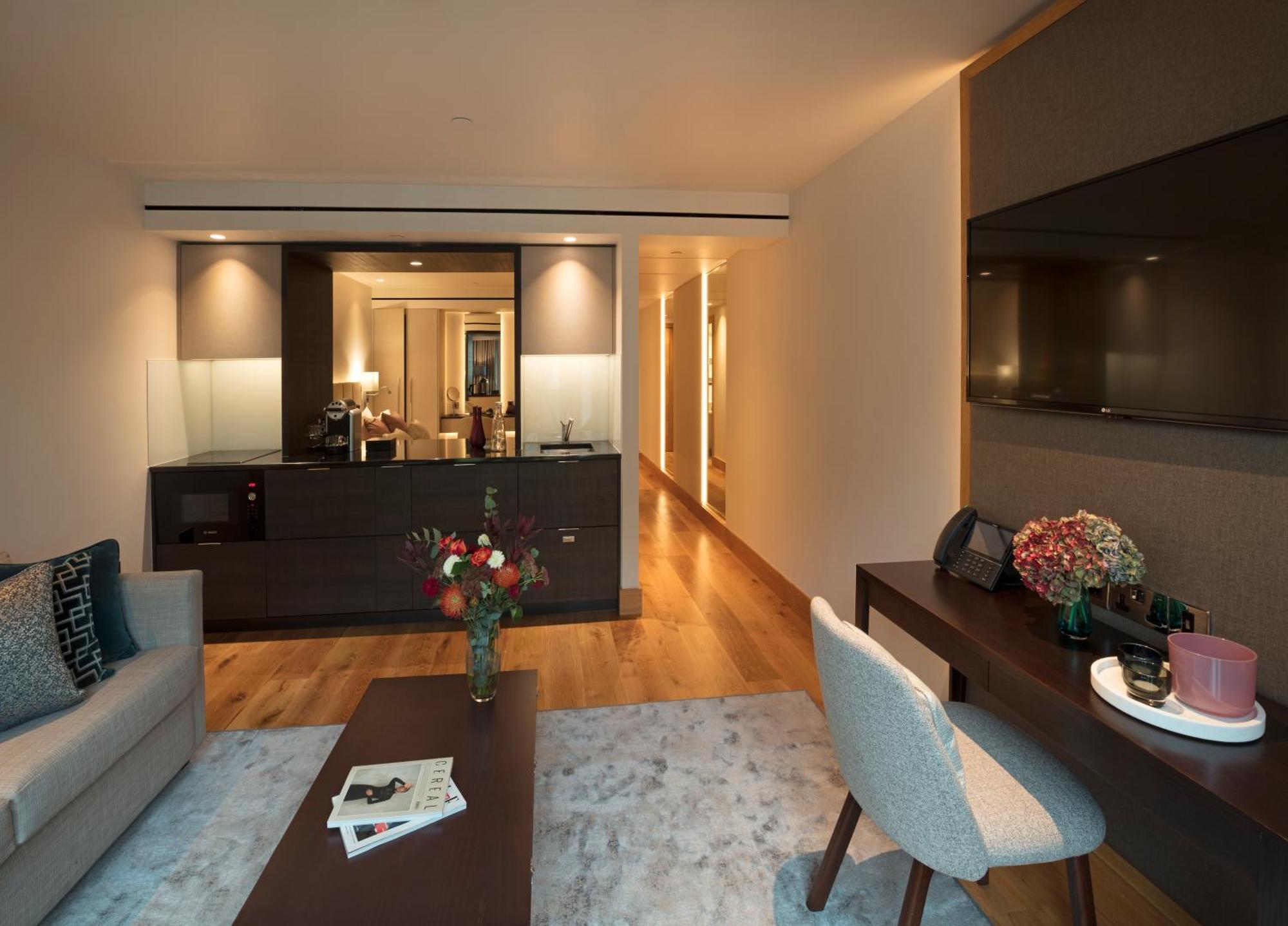 Tower Suites By Blue Orchid London Exteriör bild